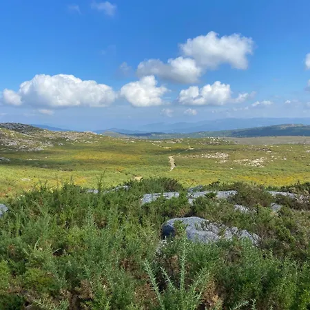 Luksusowy namiot Wild Glamping Portugal Com Jacuzzi Privado Serra De Arga, Viana do Castelo