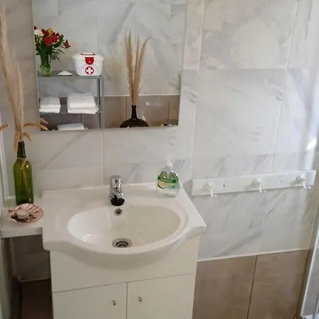 Wild Glamping Portugal - Relax By Serra De Arga Waterfalls In With Hot Tub Viana do Castelo