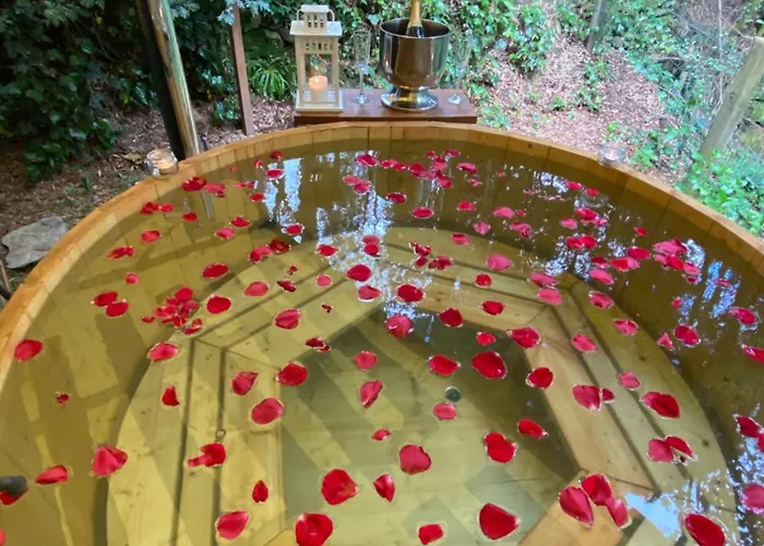 Wild Glamping Portugal Com Jacuzzi Privado Relax By Serra De Arga Waterfalls, Viana do Castelo